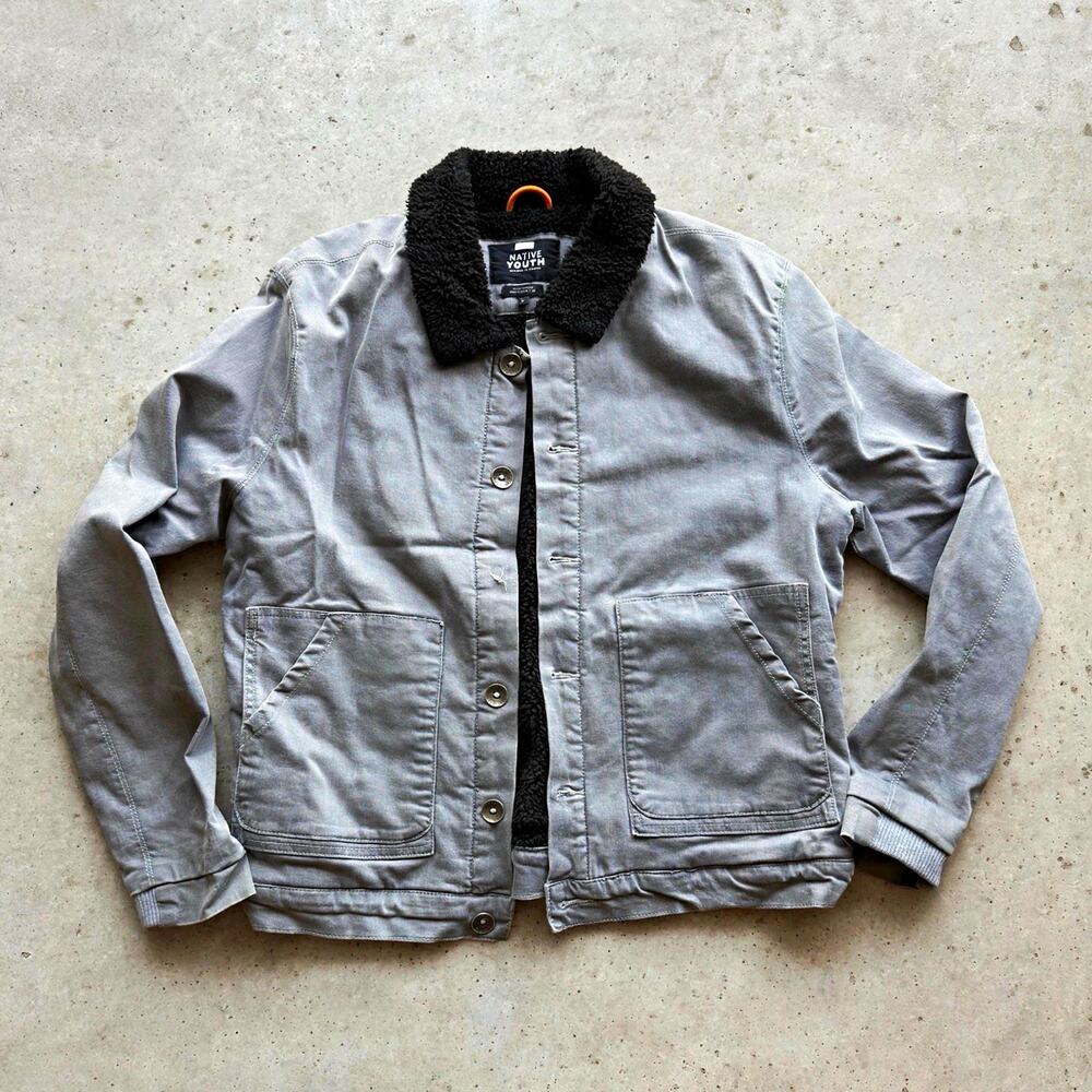 Native Youth Mens Jacket Size L Gray Black Lined Button Front Sherpa Collar